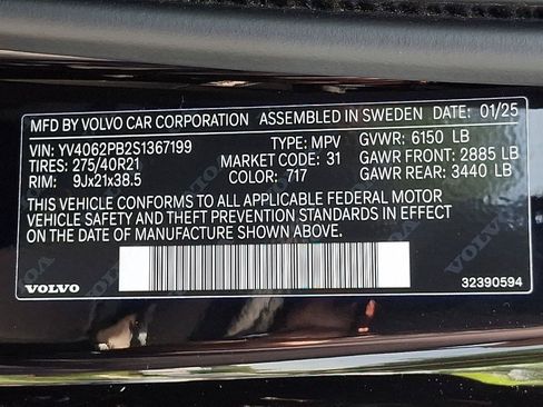Certified 2025 Volvo XC90 B6 Plus AWD/4WD image 28