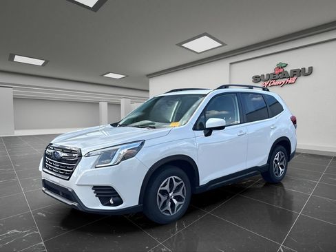 Certified 2024 Subaru Forester Premium AWD/4WD image 6
