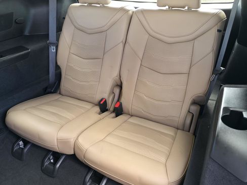 Used 2024 Cadillac XT6 Premium Luxury w/ Platinum Package FWD image 22