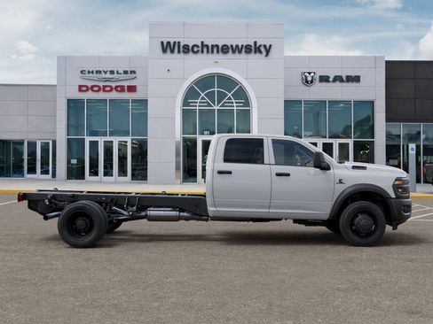New 2026 RAM 5500 Tradesman w/ Max Tow Package AWD/4WD image 21