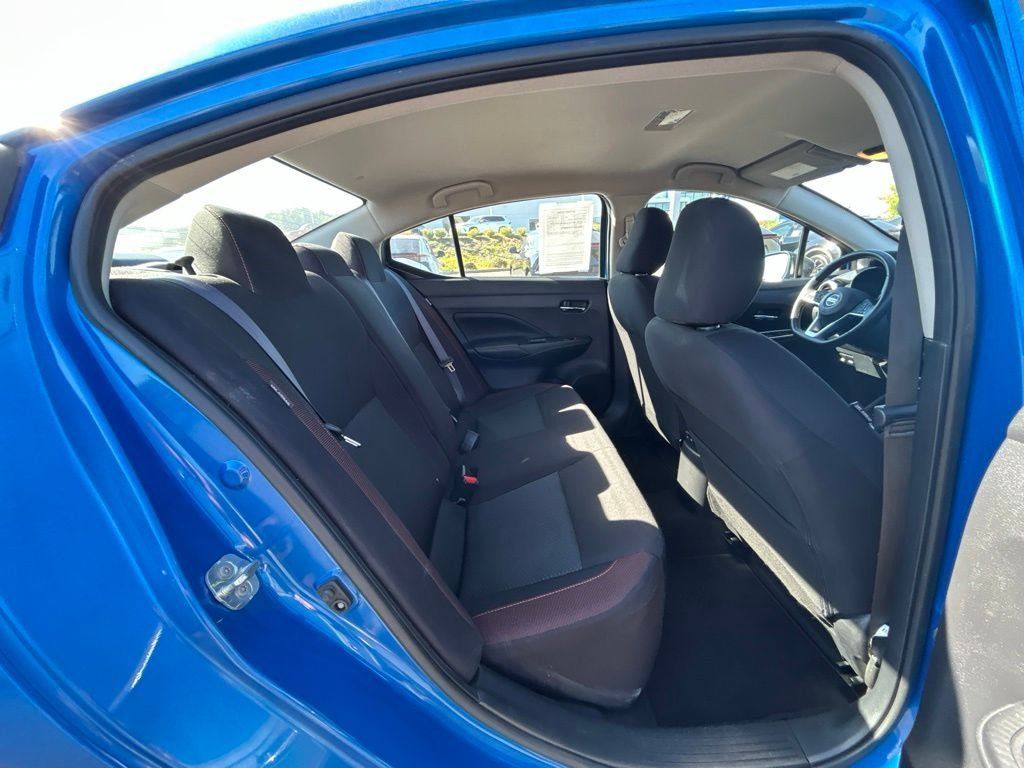 Used 2021 Nissan Versa SR FWD image 12