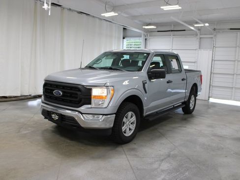 Used 2022 Ford F150 XL w/ Trailer Tow Package AWD/4WD image 4