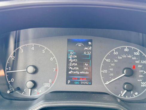Used 2023 Toyota Corolla LE FWD image 21