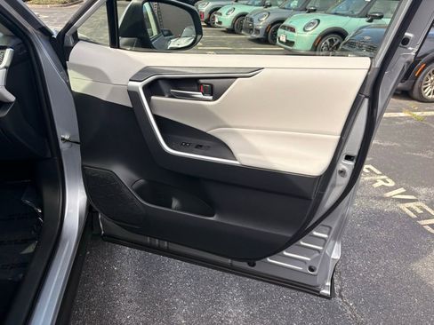 Used 2020 Toyota RAV4 XLE w/ All Weather Liner Package AWD/4WD image 24