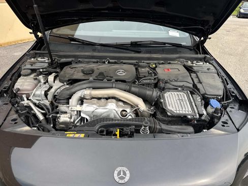 Used 2025 Mercedes-Benz CLA 250 image 9