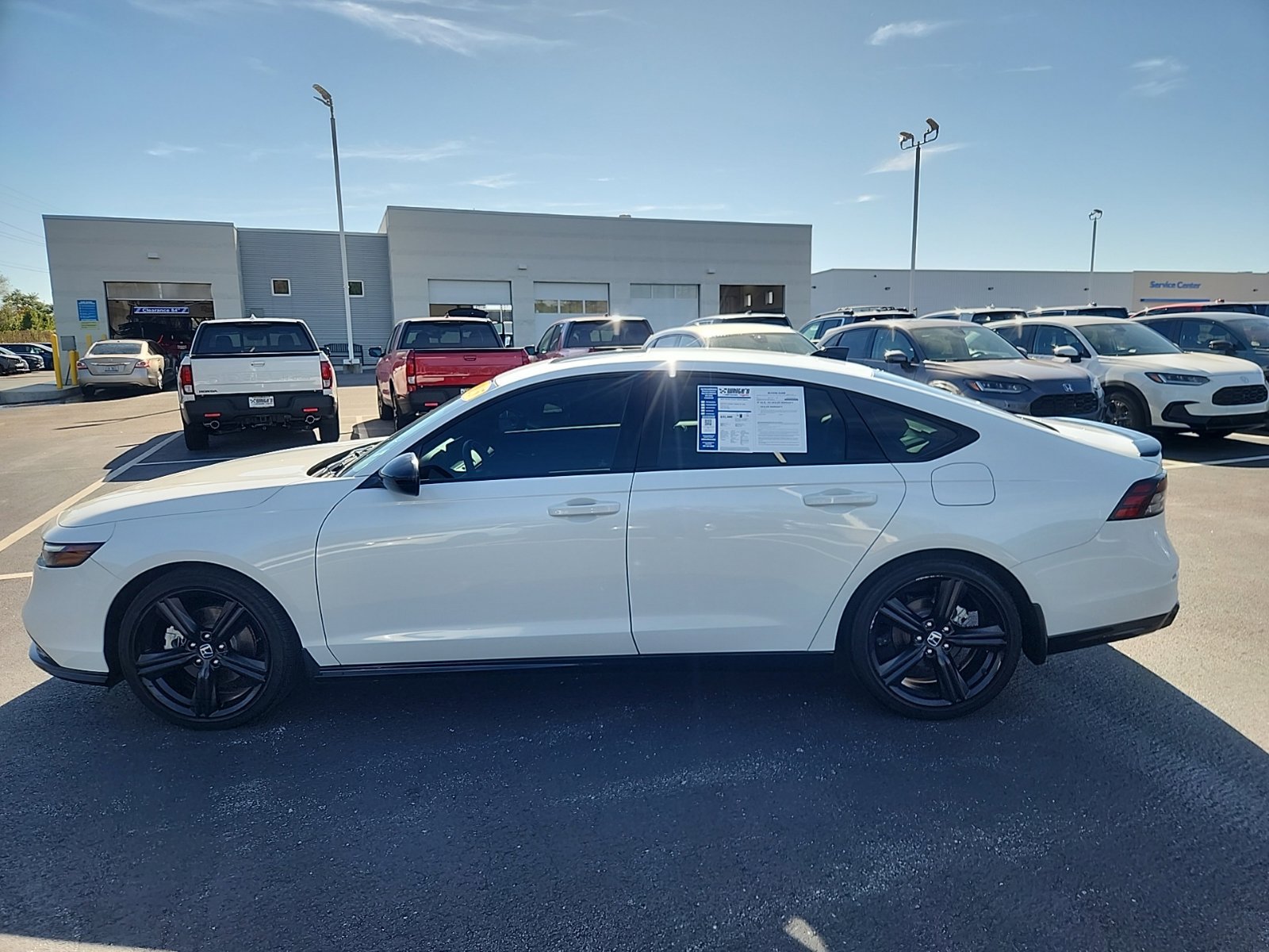 Used 2025 Honda Accord Sport image 3