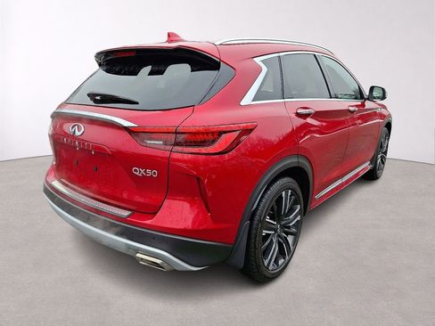 Used 2023 INFINITI QX50 Sensory w/ Accent Package image 7