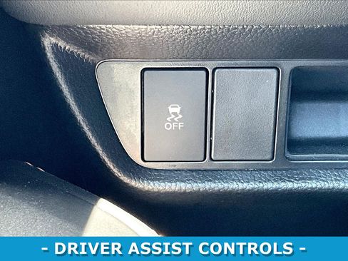 Certified 2026 Honda HR-V Sport image 38