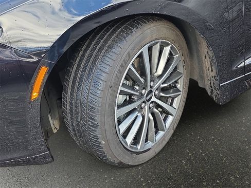 Used 2019 Lincoln MKZ Premiere image 31