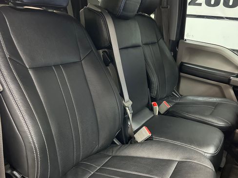 Used 2020 Ford F150 XLT image 26