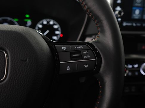 Used 2023 Honda CR-V Sport Touring image 28