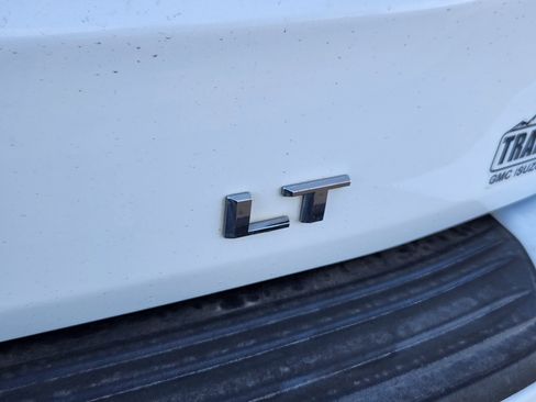 Used 2021 Chevrolet Tahoe LT image 15