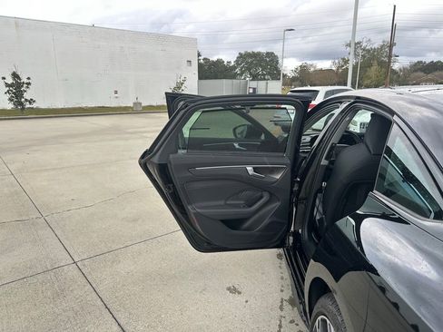 New 2026 Audi A6 Premium Plus image 24