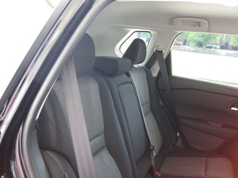 Used 2026 Nissan Rogue SV FWD image 26
