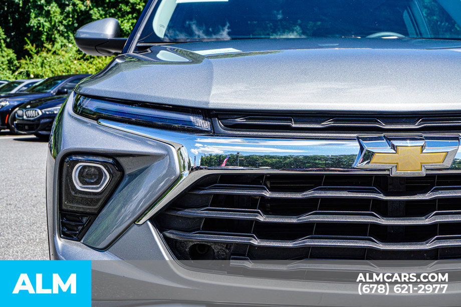 Used 2025 Chevrolet TrailBlazer LT FWD image 11