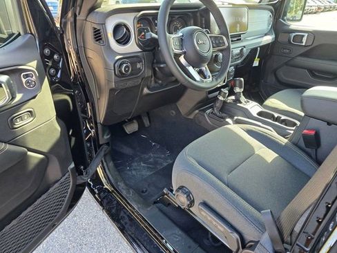 New 2025 Jeep Wrangler Unlimited Sahara w/ Safety Group AWD/4WD image 14