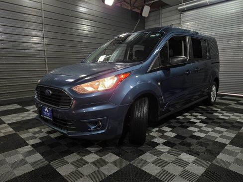 Used 2020 Ford Transit Connect XLT image 38