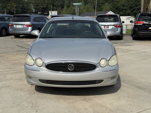 Used 2005 Buick LaCrosse CXL w/ Chrome Appearance Package FWD image 3