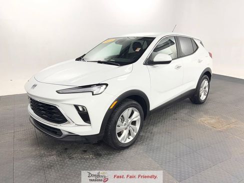Used 2025 Buick Encore GX Preferred FWD image 1
