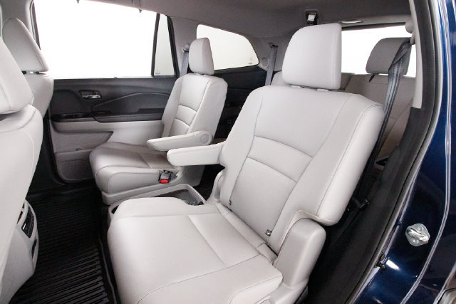 Used 2022 Honda Pilot Touring image 23