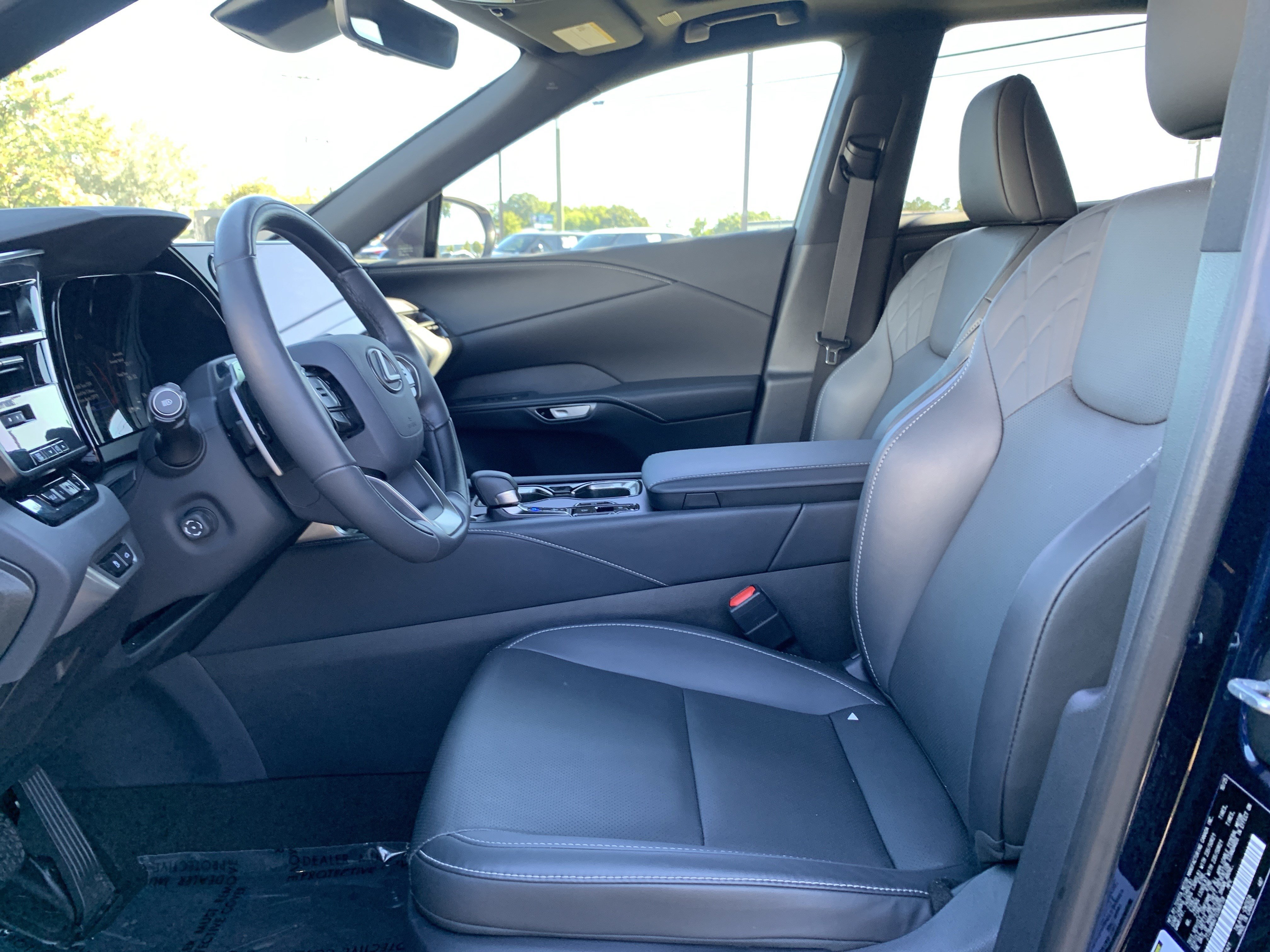 Used 2026 Lexus RX 350 Premium w/ Convenience Package FWD image 16