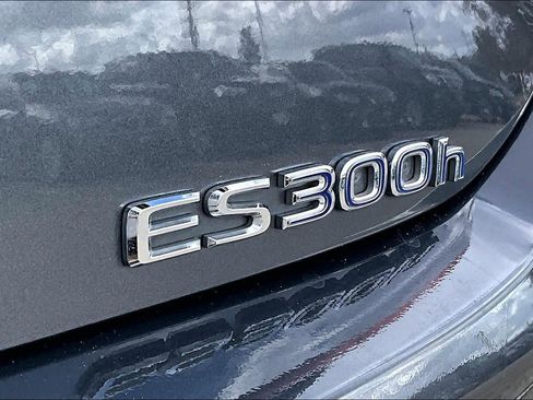 Used 2022 Lexus ES 300h F Sport image 27