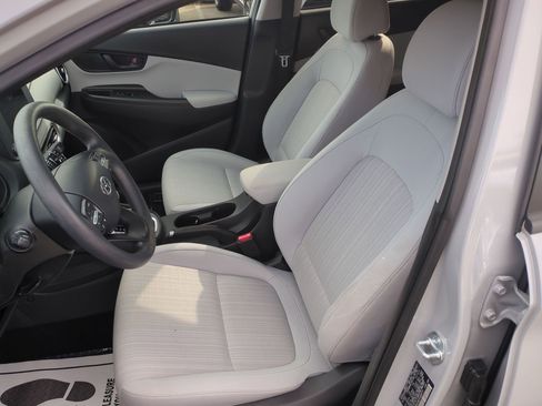 Used 2023 Hyundai Kona SEL w/ Cargo Package image 19