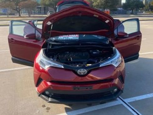 Used 2018 Toyota C-HR image 15