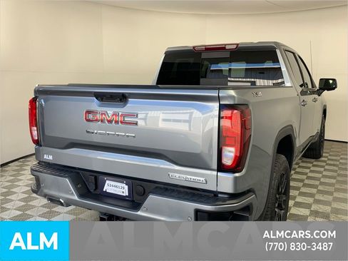 Used 2025 GMC Sierra 1500 Elevation w/ Preferred Package image 9