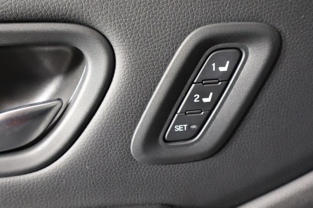 Used 2024 Honda Pilot TrailSport image 22