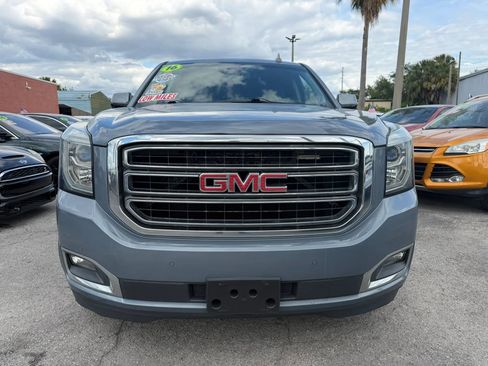 Used 2016 GMC Yukon XL SLT w/ HD Trailering Package RWD image 2