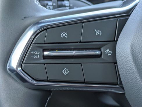 New 2026 Chevrolet Traverse LT image 18