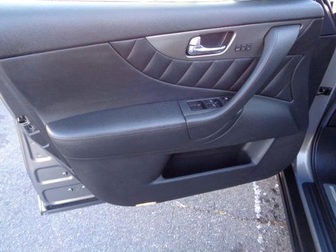 Used 2013 INFINITI FX37 AWD 4dr w/ Premium Pkg image 21