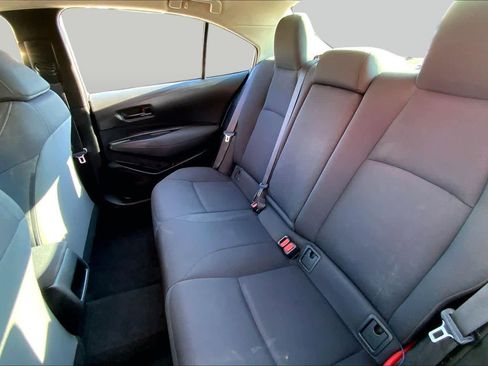 Used 2022 Toyota Corolla LE FWD image 20
