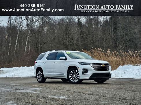 Certified 2023 Chevrolet Traverse Premier AWD/4WD image 1