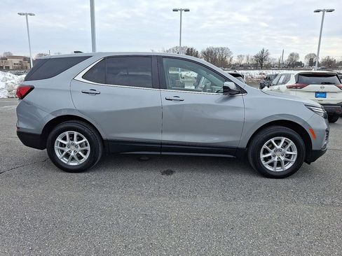 Used 2023 Chevrolet Equinox LT image 8