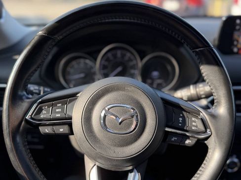 Used 2018 MAZDA CX-5 Touring w/ Preferred Equipment Package AWD/4WD image 23