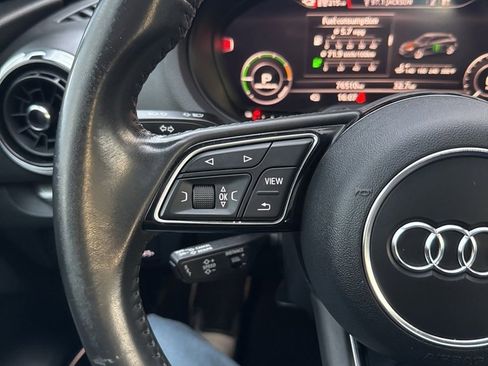 Used 2017 Audi A3 e-tron Prestige image 33