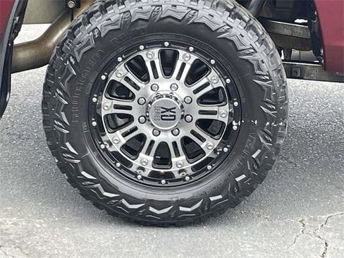 Used 2018 RAM 2500 Tradesman w/ Chrome Appearance Group image 33