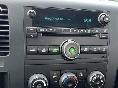 Used 2011 Chevrolet Silverado 1500 W/T image 22