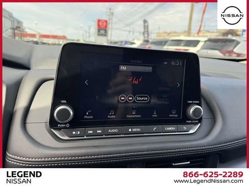 Used 2026 Nissan Rogue SV w/ SV Premium Package AWD/4WD image 25