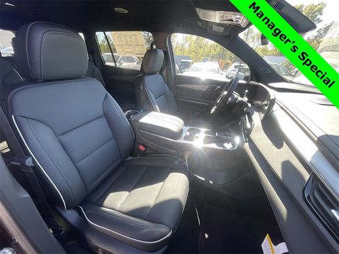 New 2025 Buick Enclave Preferred image 24