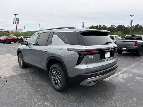 New 2026 Chevrolet Traverse LT FWD image 5