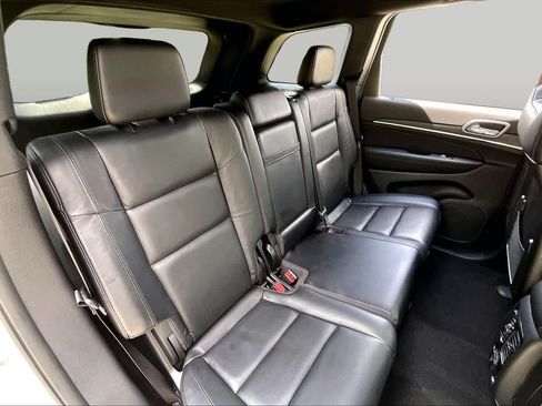 Used 2021 Jeep Grand Cherokee Limited w/ Trailer Tow Group IV RWD image 18