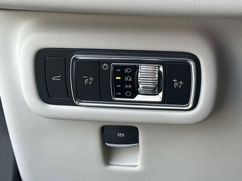 New 2026 Lincoln Nautilus Reserve image 32