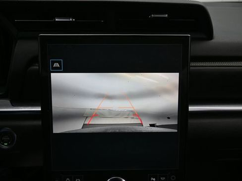 Used 2025 GMC Terrain Elevation AWD/4WD image 17