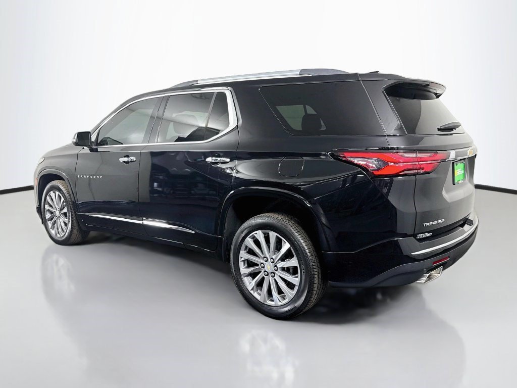 Used 2023 Chevrolet Traverse Premier FWD image 7