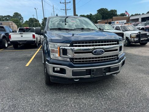Used 2018 Ford F150 XLT w/ Equipment Group 302A Luxury AWD/4WD image 3