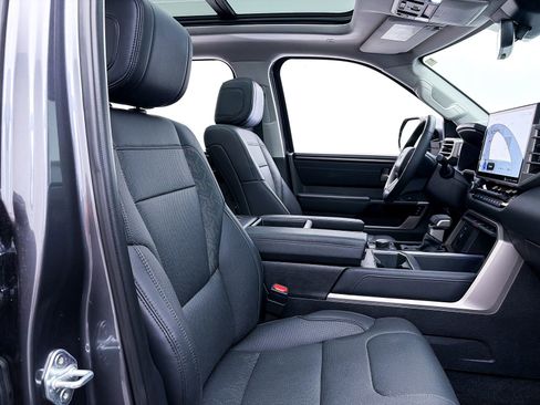 Used 2024 Toyota Tundra Limited w/ Power Package image 37