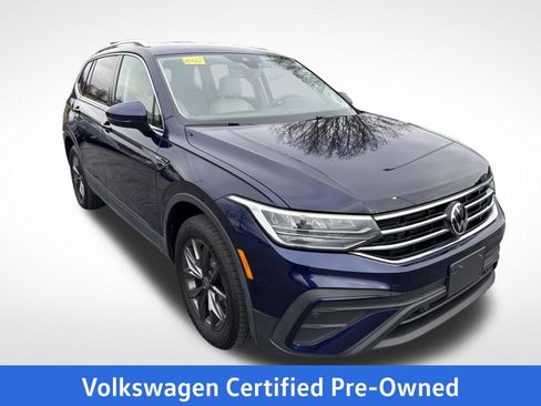Certified 2023 Volkswagen Tiguan SE image 8
